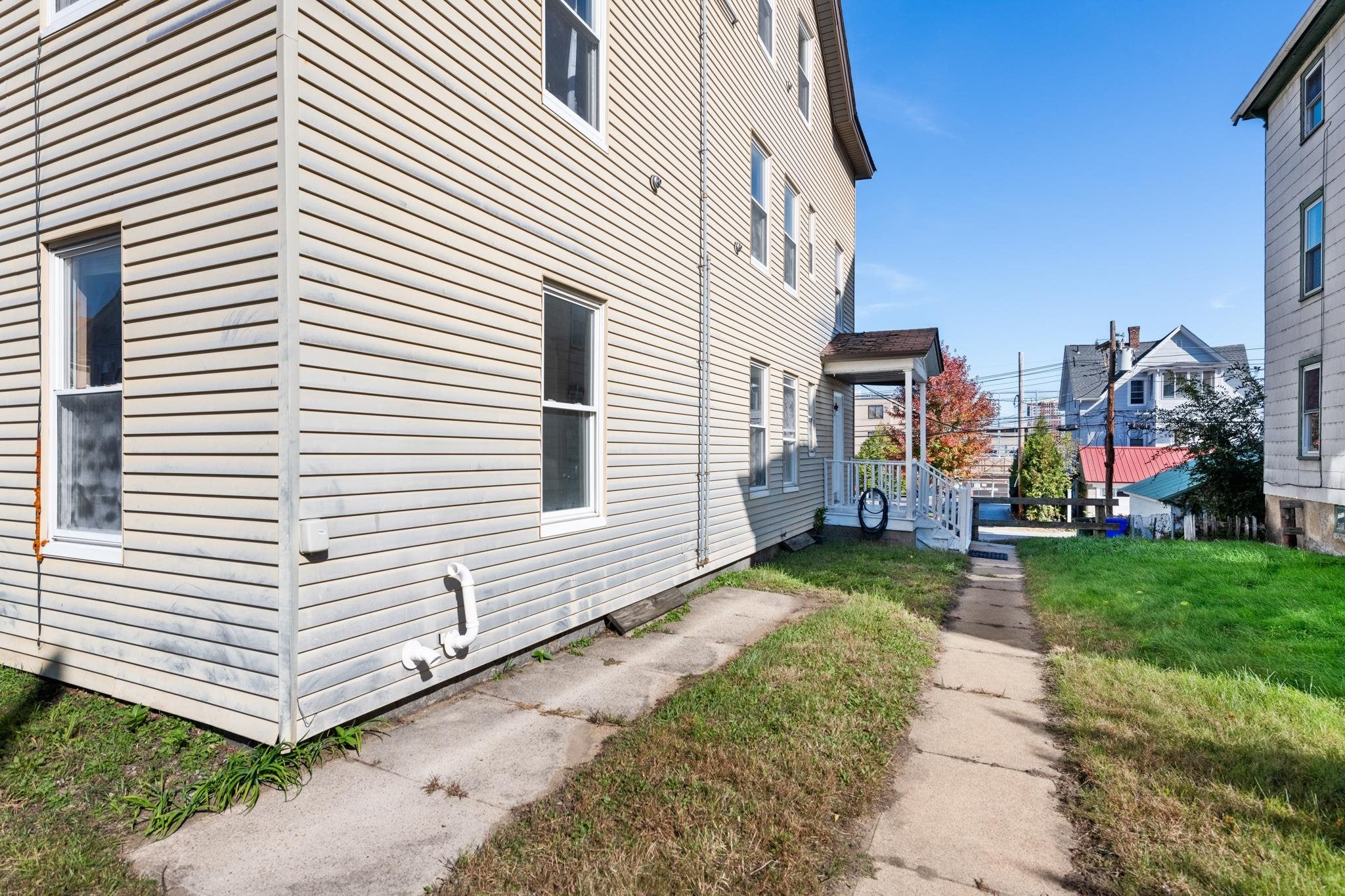 267 Cartier Street