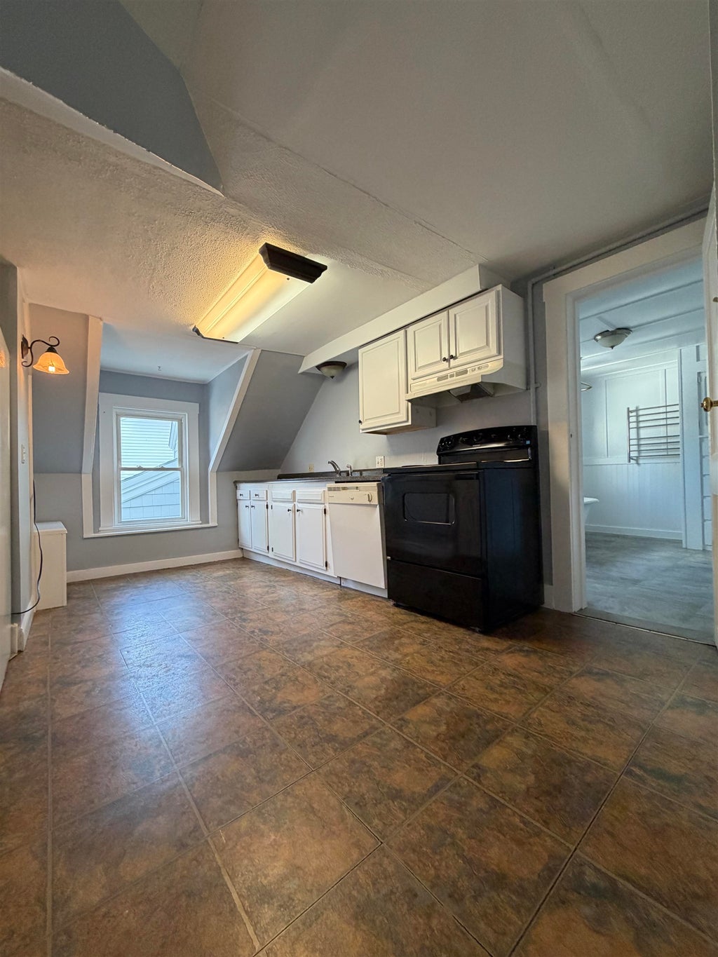 Photo of 15 Washington Street, Concord, NH 03301 (MLS # 5109281)