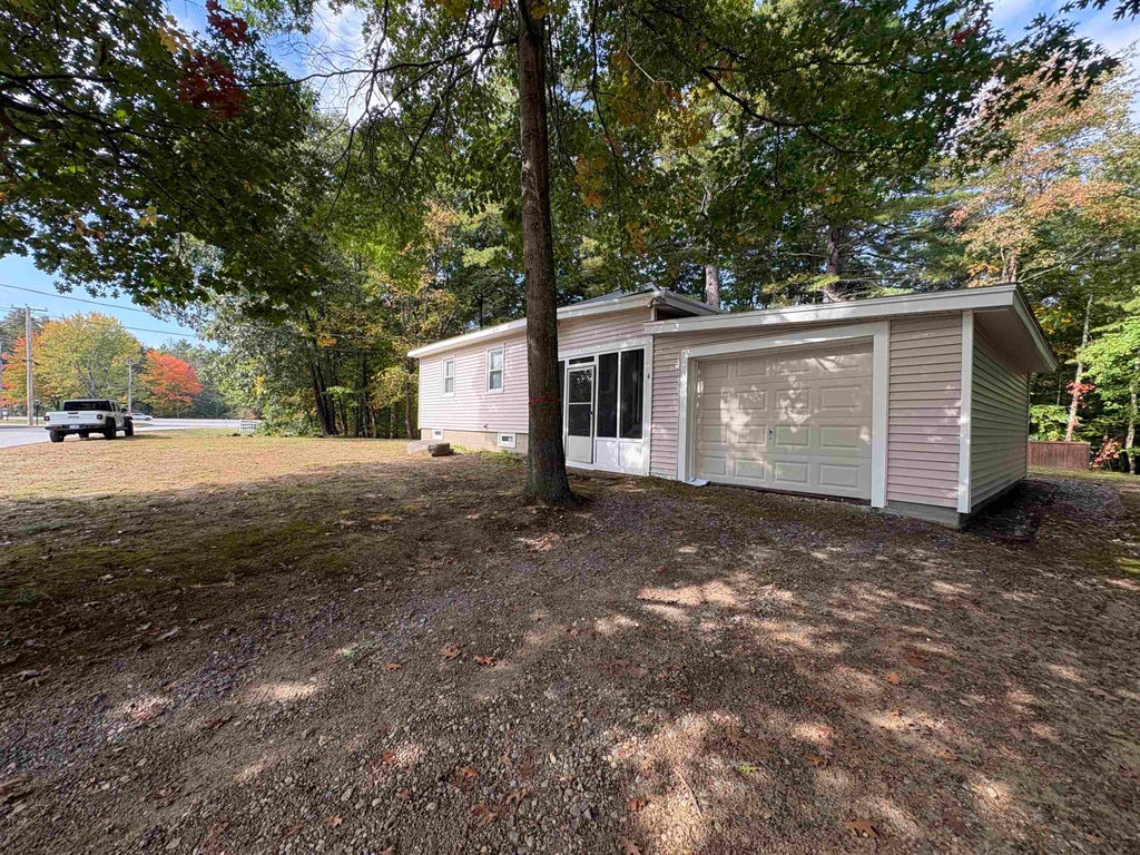 Photo of 4 Veterans Road, Amherst, NH 03031 (MLS # 5112848)