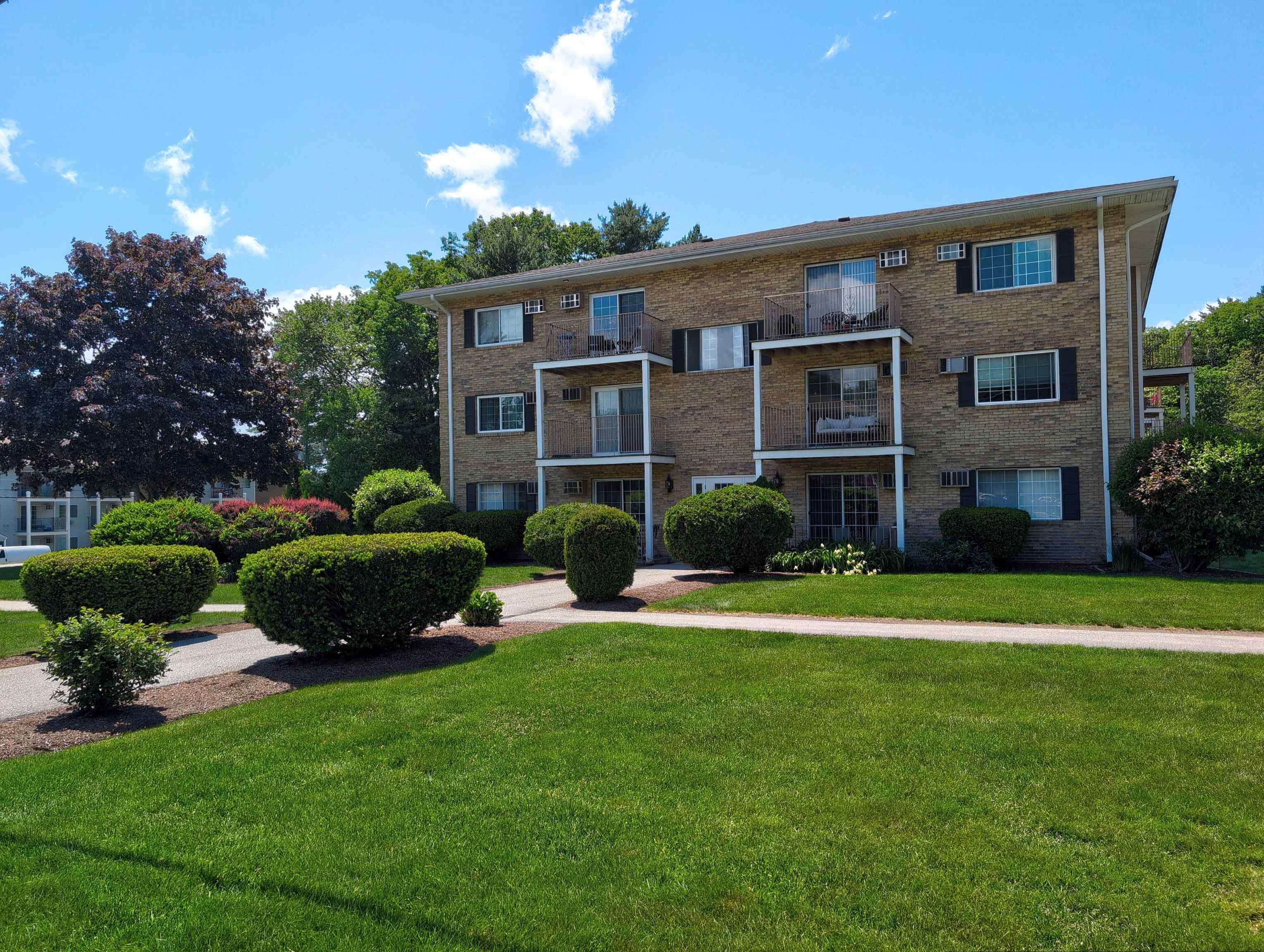 379 Huse Road 29