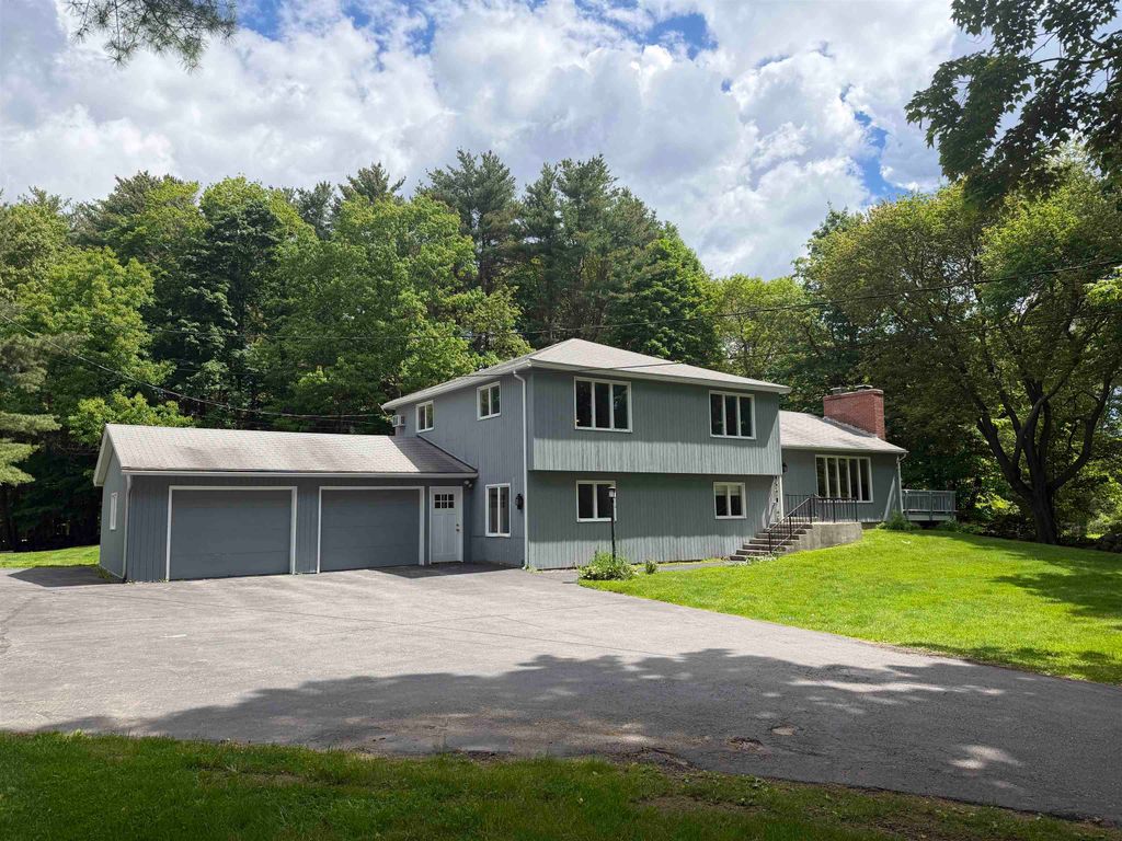 Photo of 231 Locke Road, Rye, NH 03870 (MLS # 5091473)