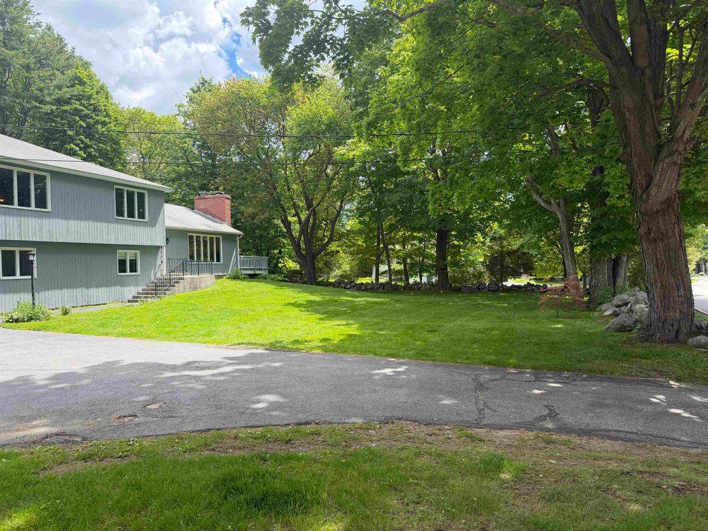 Photo of 231 Locke Road, Rye, NH 03870 (MLS # 5091473)