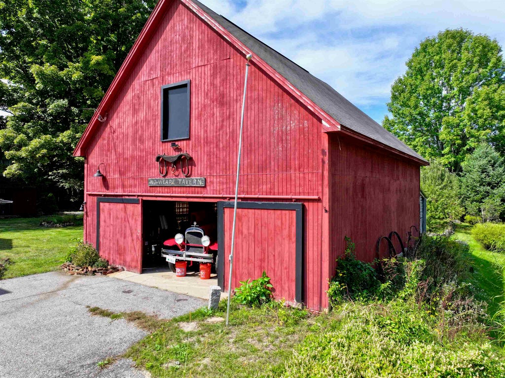 Photo of 161 Concord Stage Road, Weare, NH 03281 (MLS # 5110438)