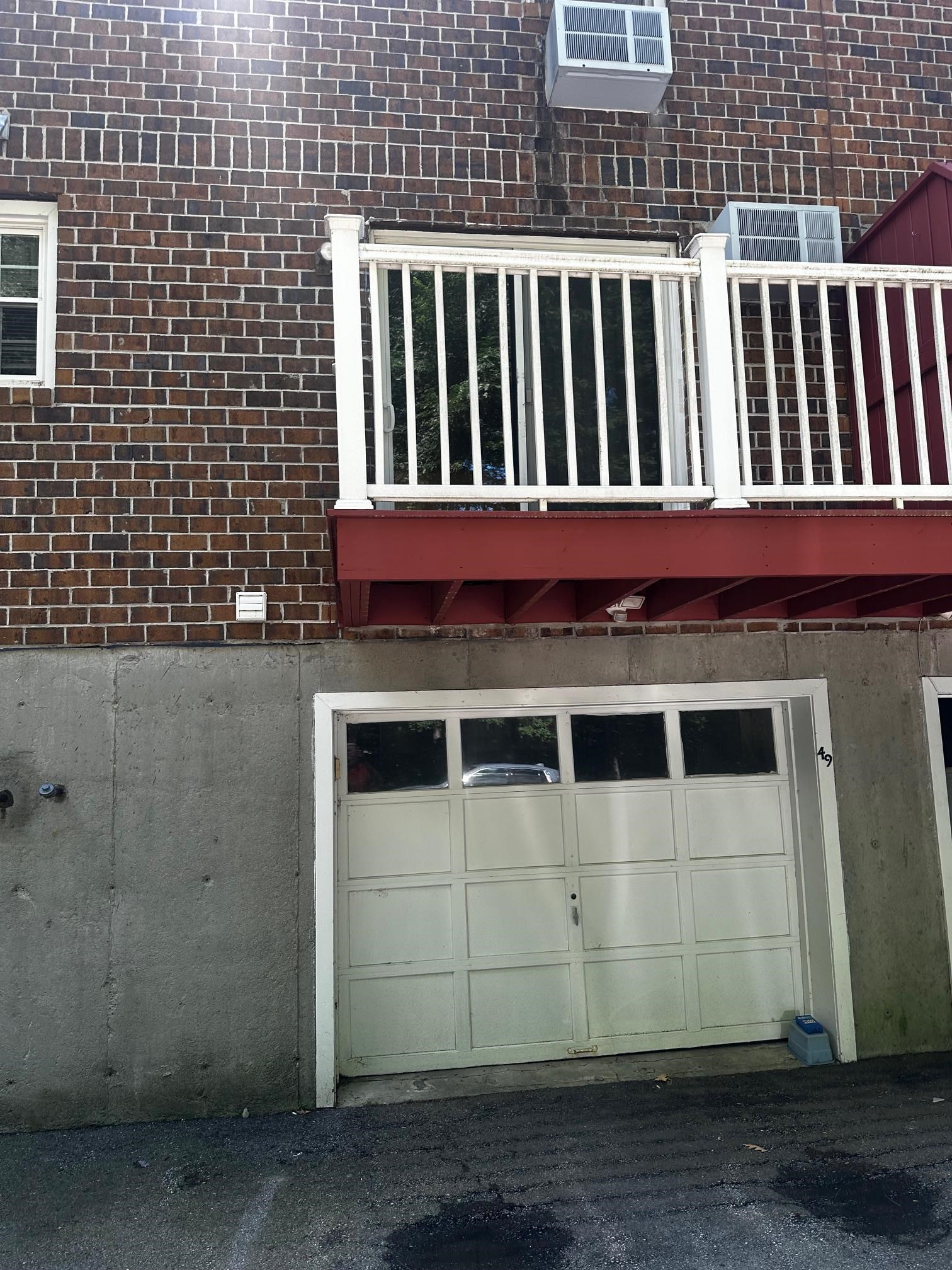 49 Oakridge Drive