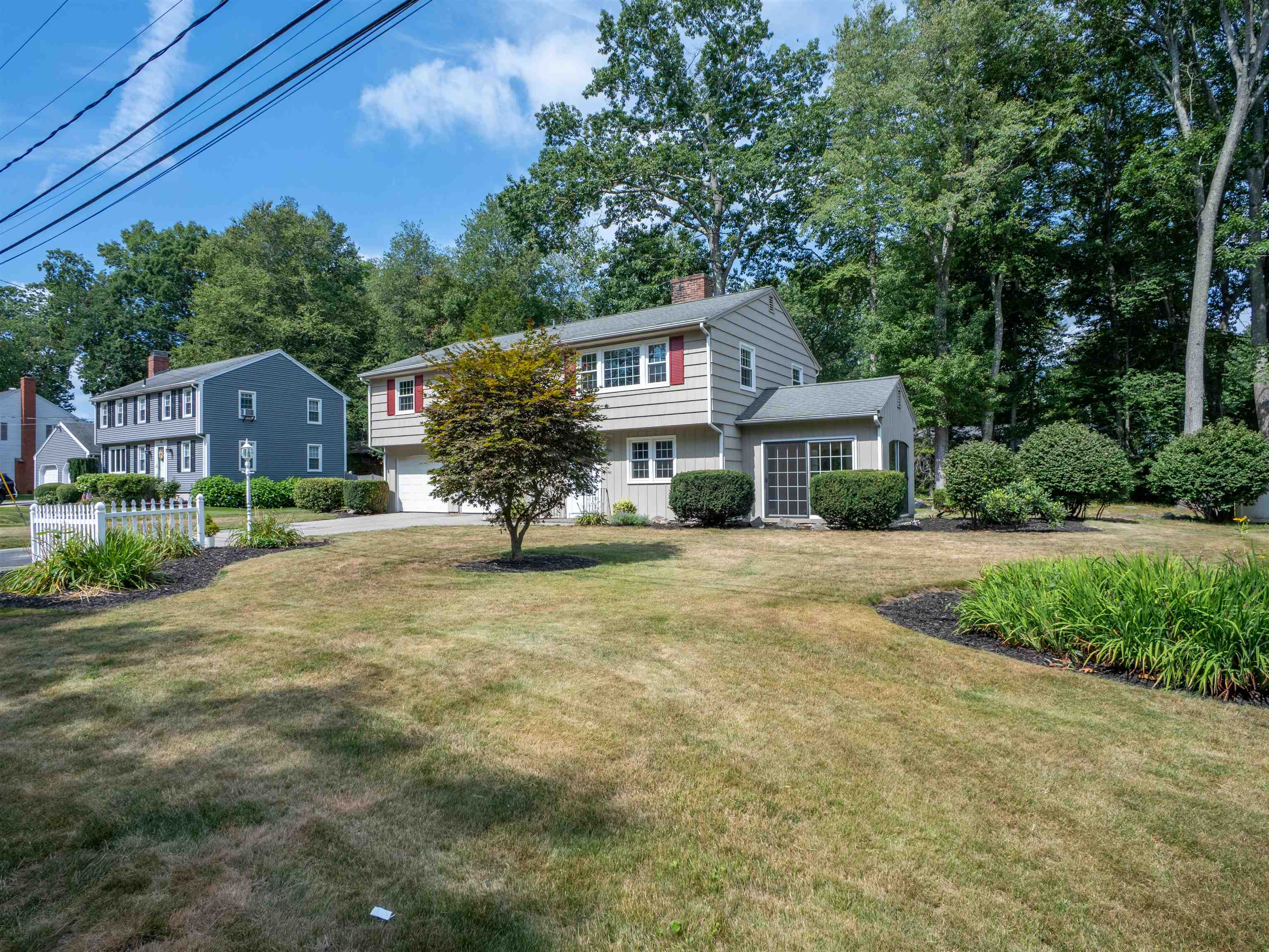 16 Longwood Drive