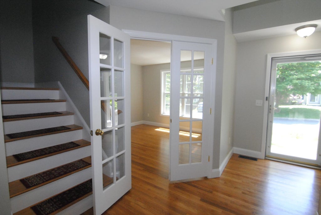 Photo of 46 Cherrywood Drive, Nashua, NH 03062 (MLS # 5093275)