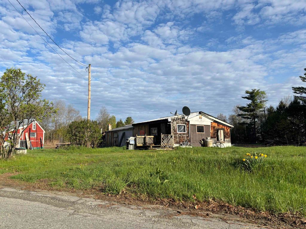 Photo of 126 Lummoxville Road, Haverhill, NH 03765 (MLS # 5090772)