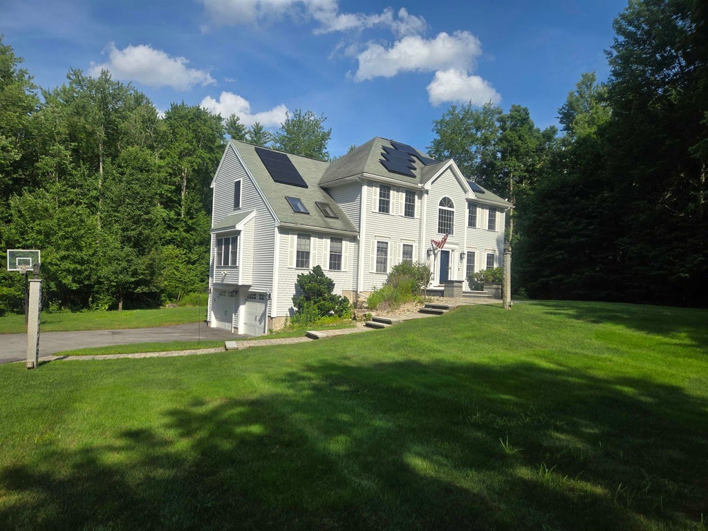 Photo of 32 Stowell Road, Bedford, NH 03110 (MLS # 5100012)