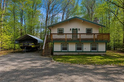 Property photo of 139 Wintersport Street, Moultonborough, NH 03254