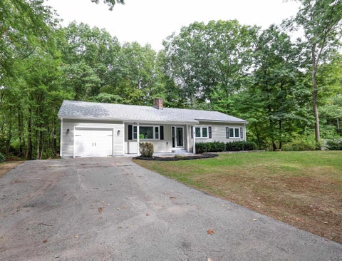 Photo of 44 Shannon Road, Salem, NH 03079 (MLS # 5111787)