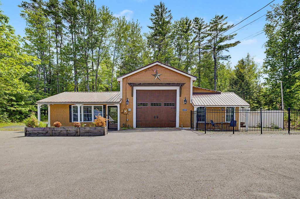 Photo of 1287 Bearcamp Highway, Tamworth, NH 03883 (MLS # 5094000)