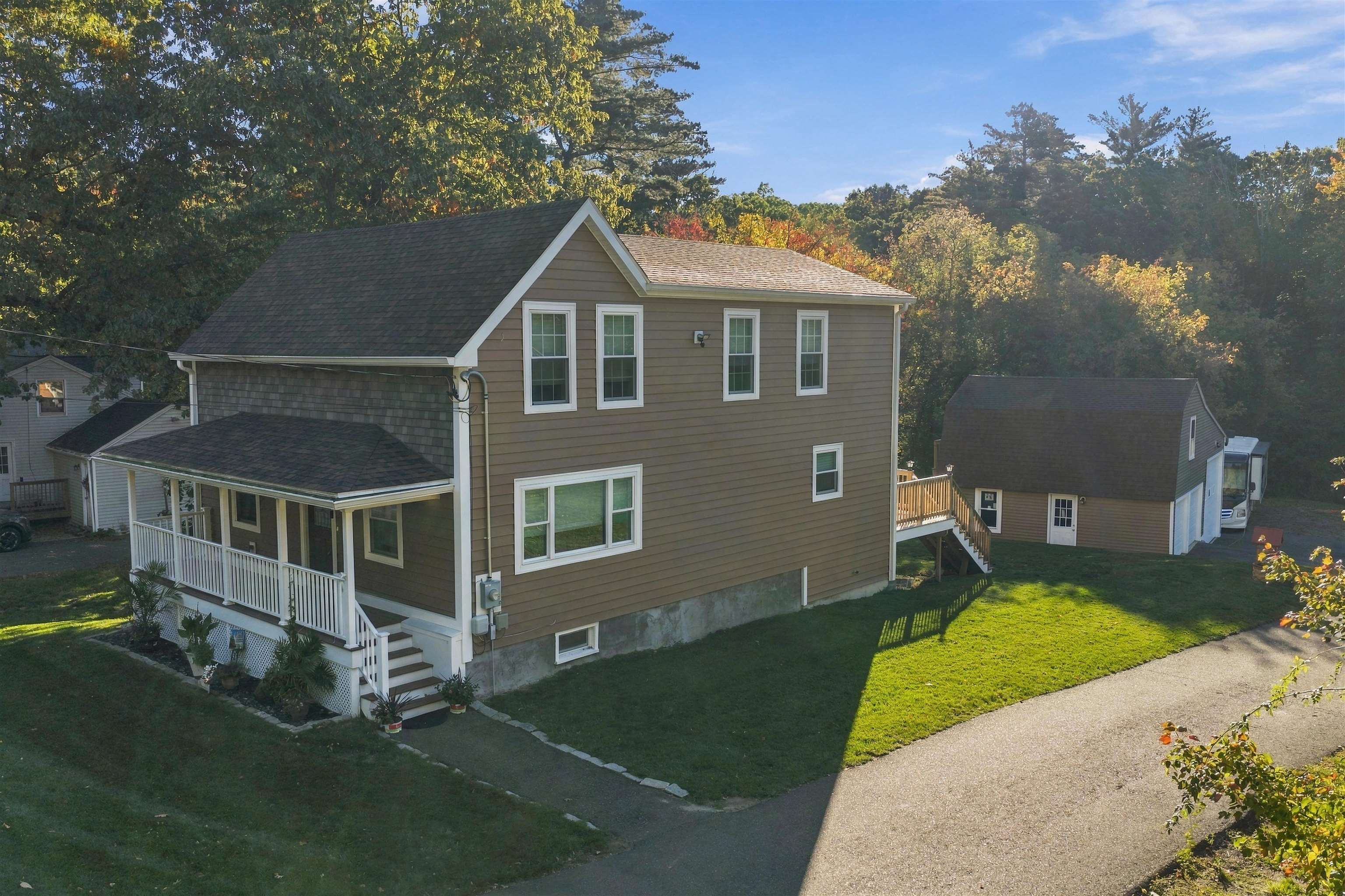 11 Ash Street