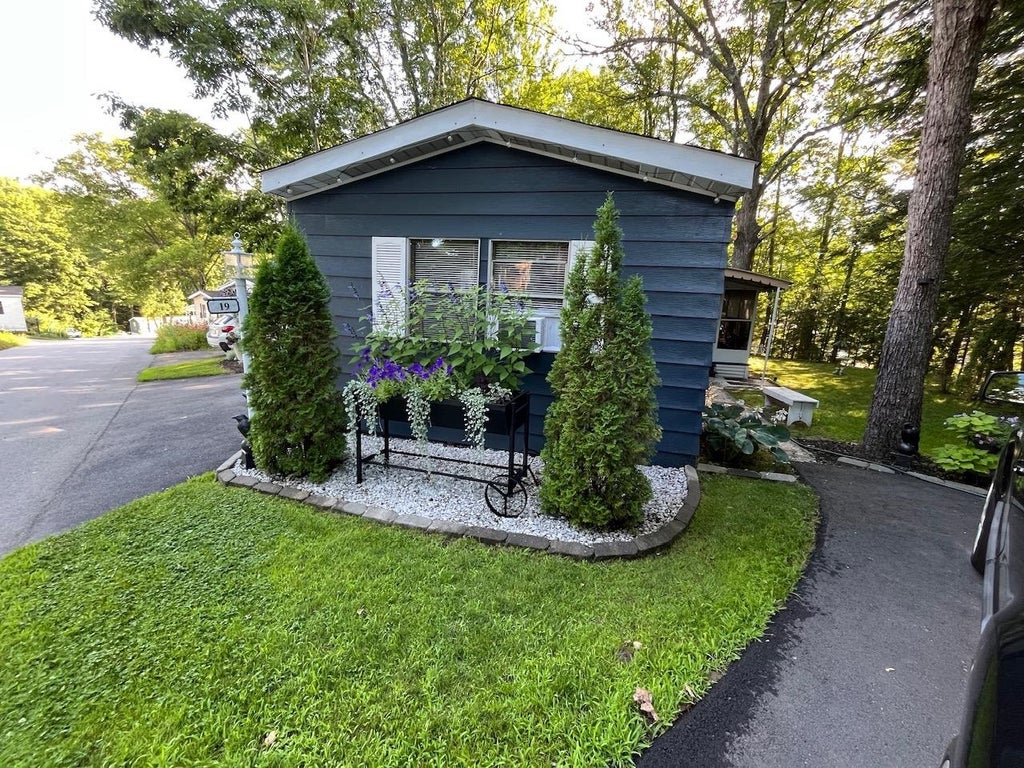 Photo of 19 Andrews Drive, Jaffrey, NH 03452 (MLS # 5108893)