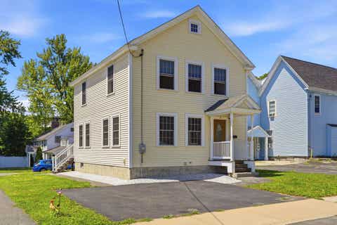 Photo of 4 Abbott Street, Nashua, NH 03064 (MLS # 5102523)