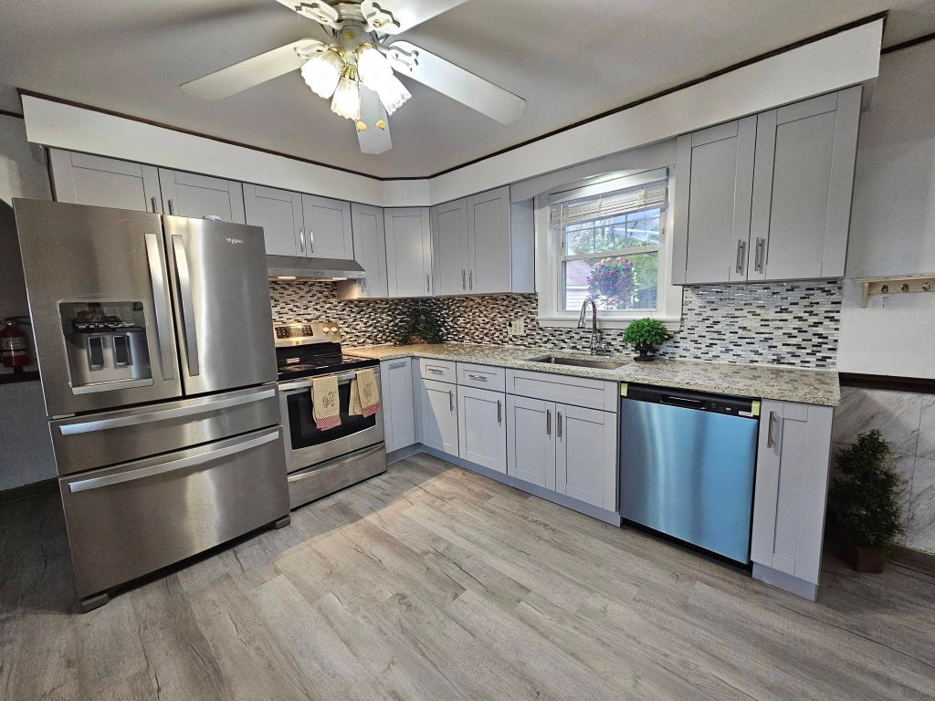 Photo of 275 Cilley Road, Manchester, NH 03103 (MLS # 5114332)