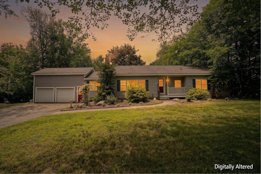 Photo of 224 Haverhill Road, Chester, NH 03036 (MLS # 5096954)