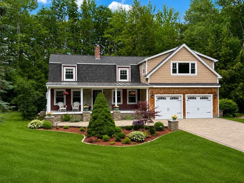 Property photo of 16 Hampshire Drive, Gilford, NH 03249