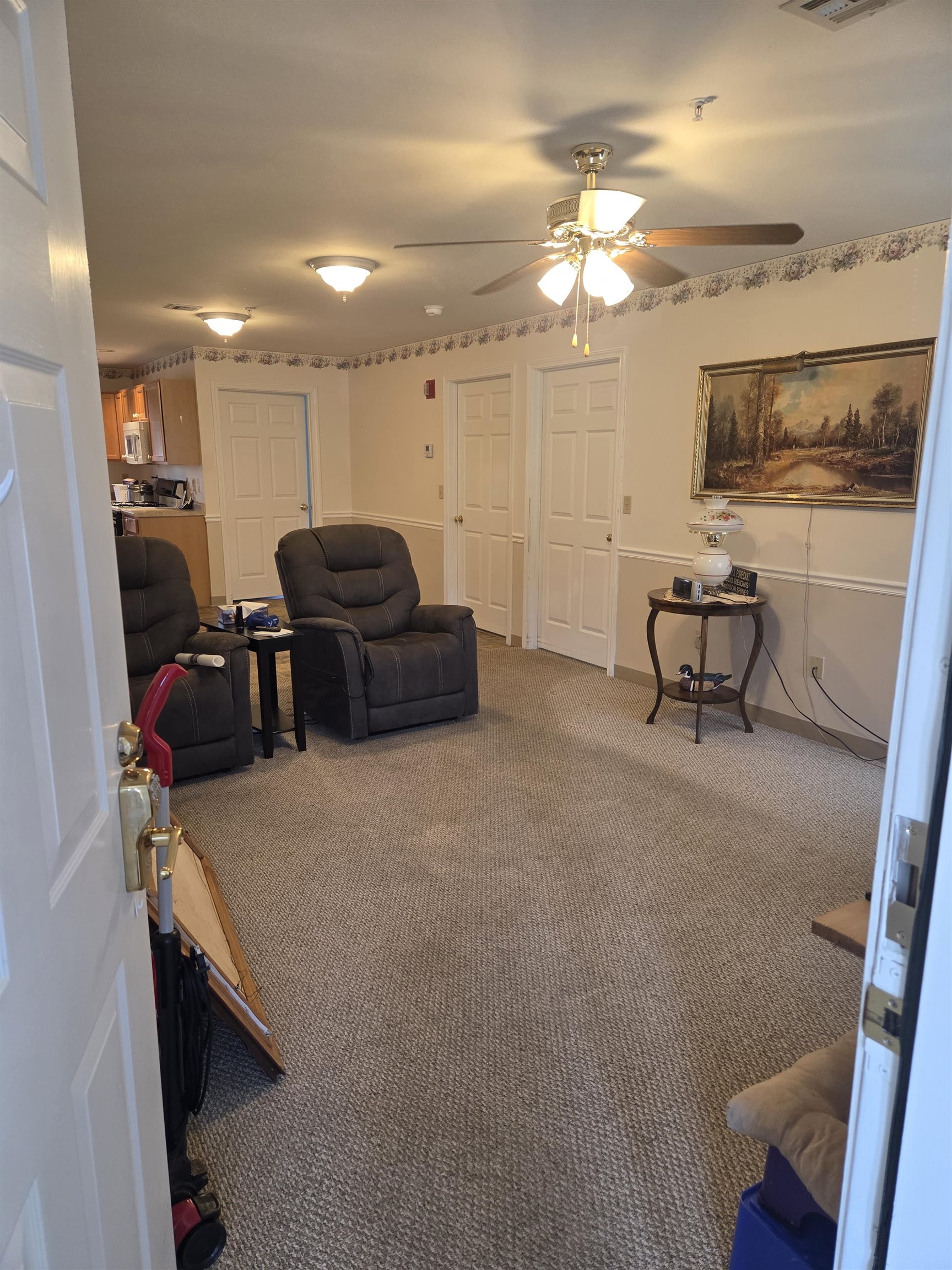 14 Tampa Drive B
