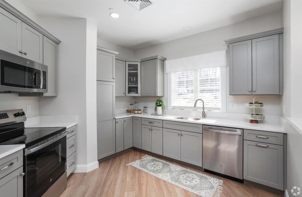 Photo of 74 Rockingham Road #402, Derry, NH 03038 (MLS # 5099369)