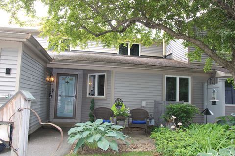 Photo of 70 Walden Pond Drive, Nashua, NH 03064 (MLS # 5091905)
