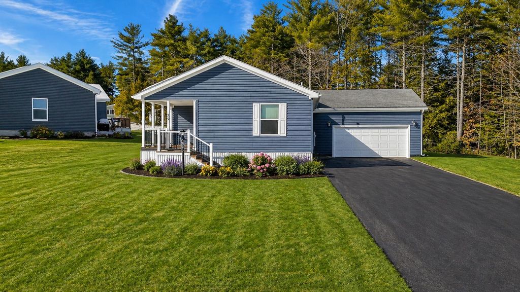 Photo of 79 Diamondback Drive, Rochester, NH 03867 (MLS # 5075659)