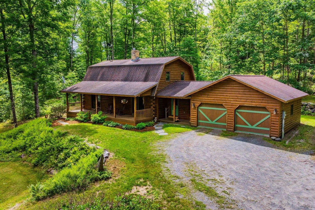 Photo of 595 Court Street, Haverhill, NH 03765 (MLS # 5096435)