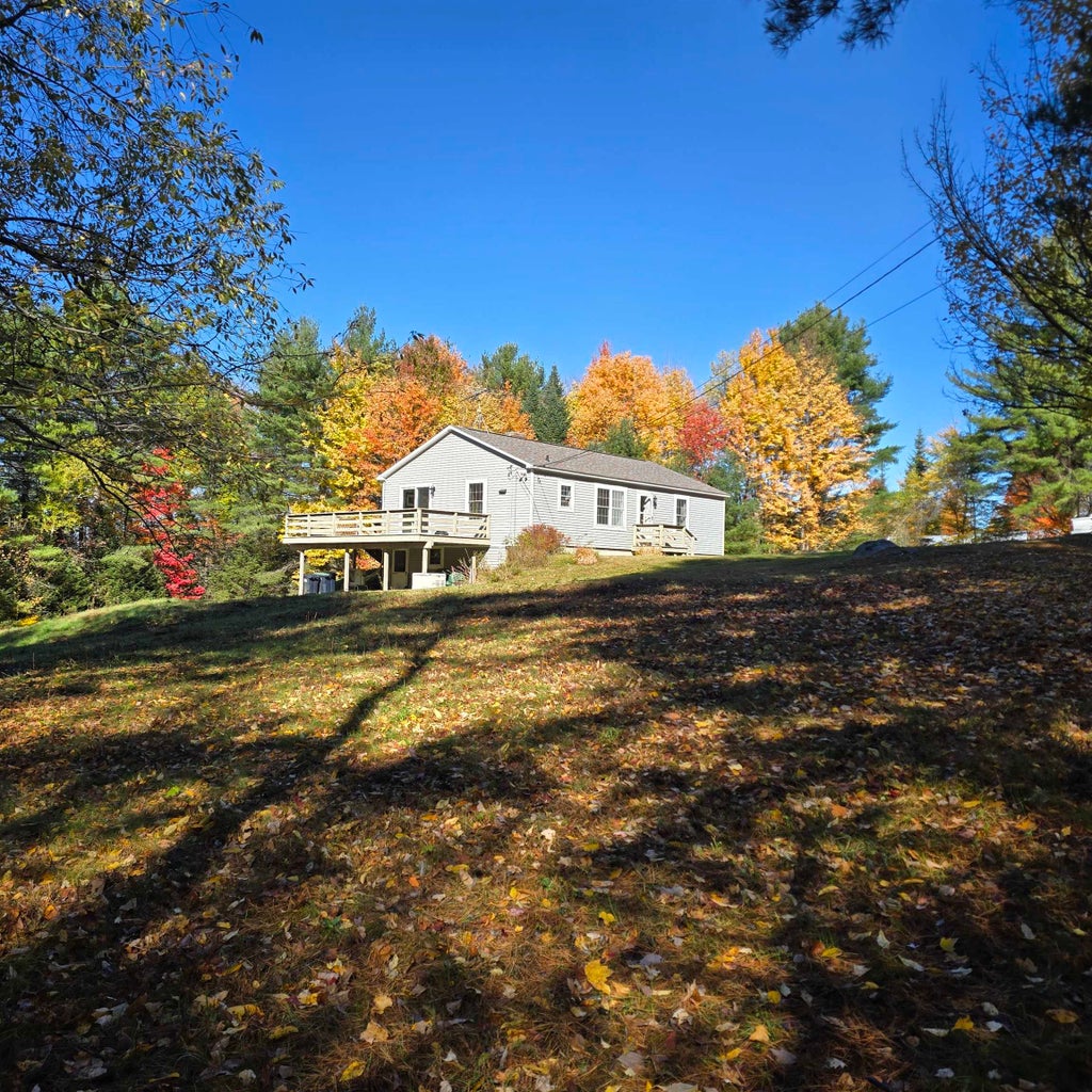 Photo of 1695 Maple Street, Bethlehem, NH 03574 (MLS # 5112999)