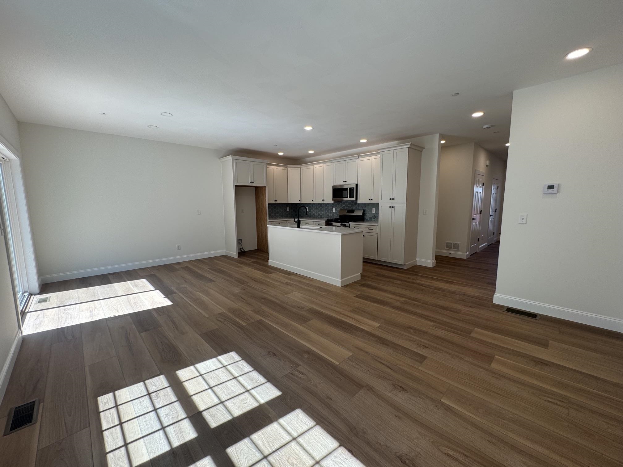 5A Dearborn Circle