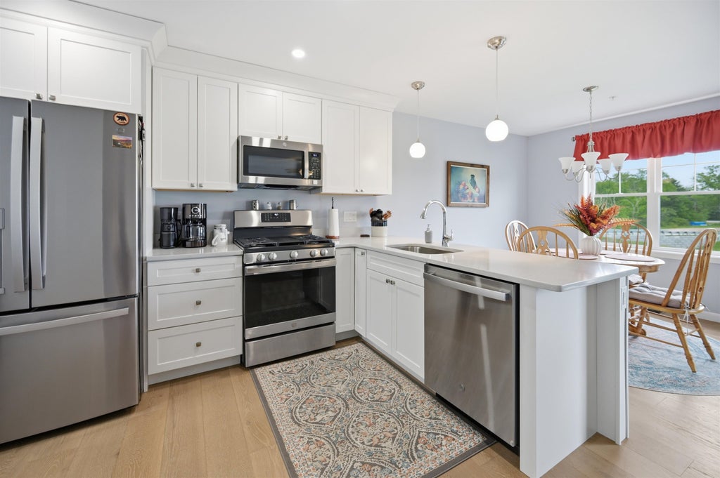 Photo of 4 Autumn Lane, Raymond, NH 03077 (MLS # 5092407)