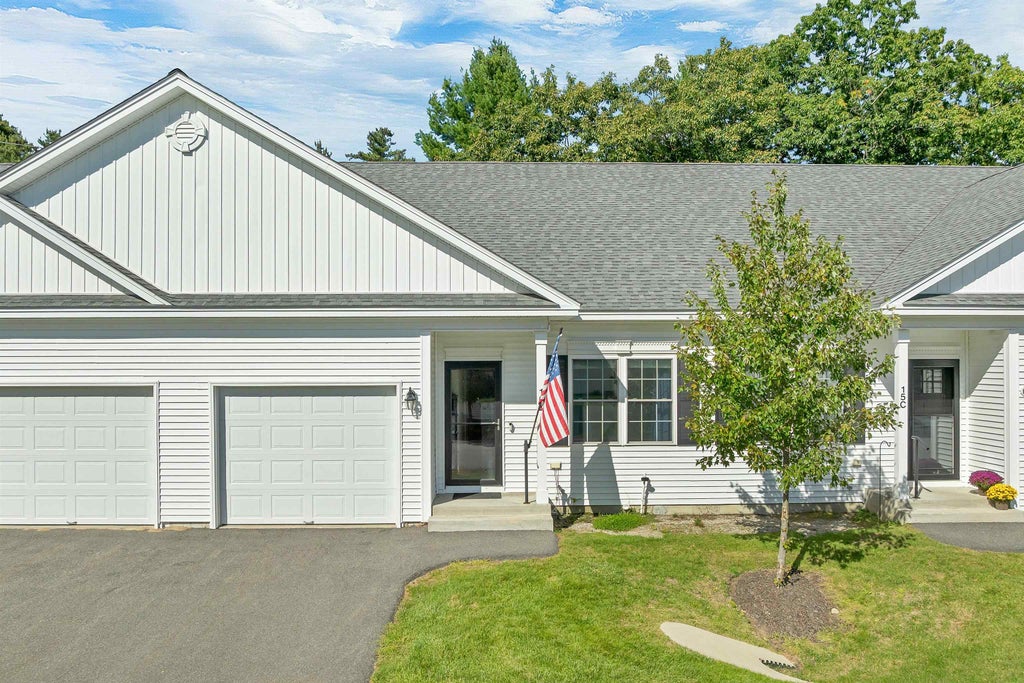 Photo of 15 Angel Point Circle, Goffstown, NH 03045 (MLS # 5111321)