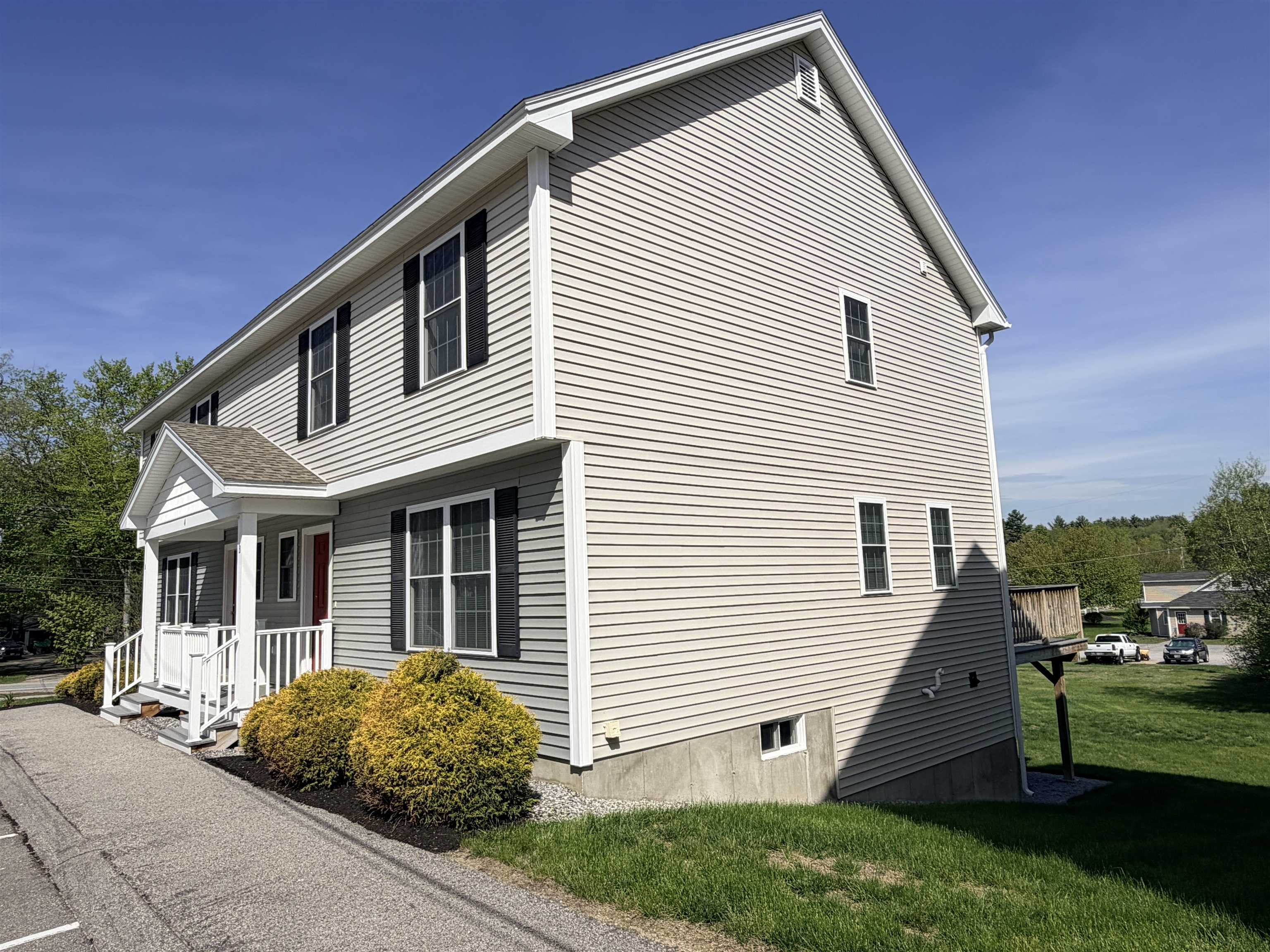 4B Red Oak Way