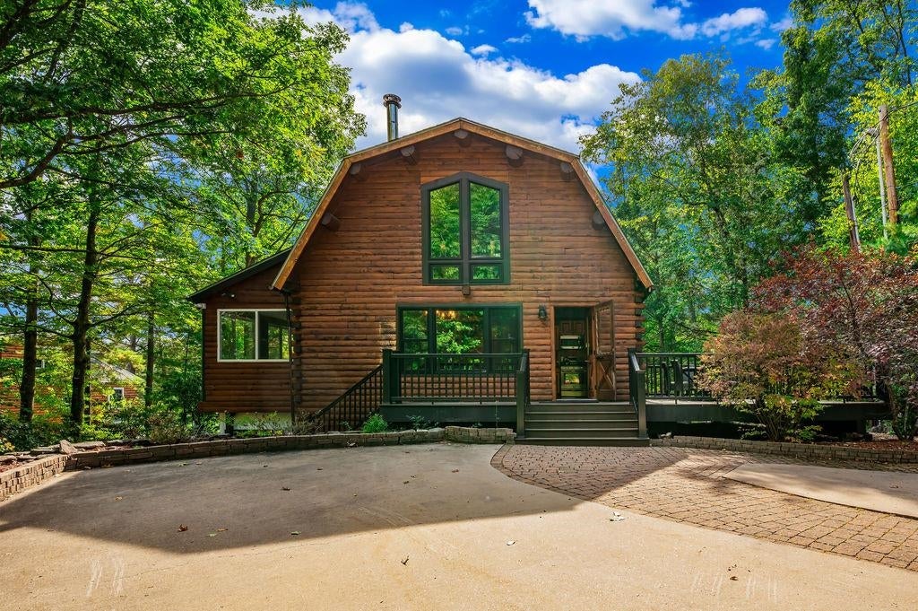 86 Smith Point Road