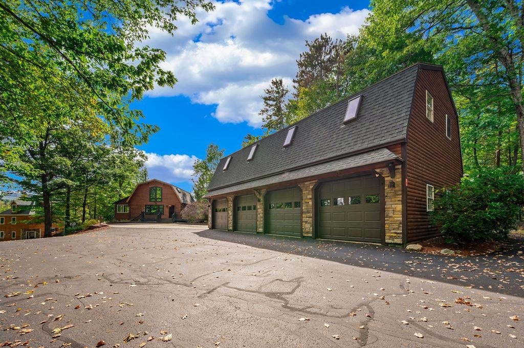 86 Smith Point Road