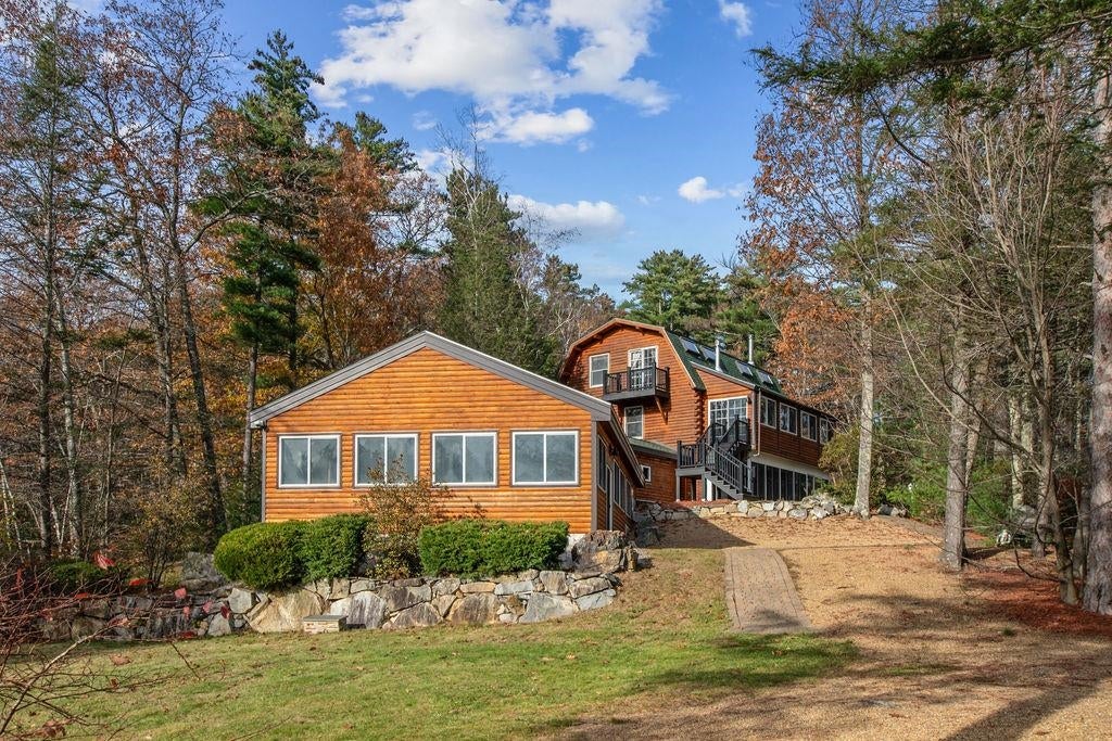 86 Smith Point Road