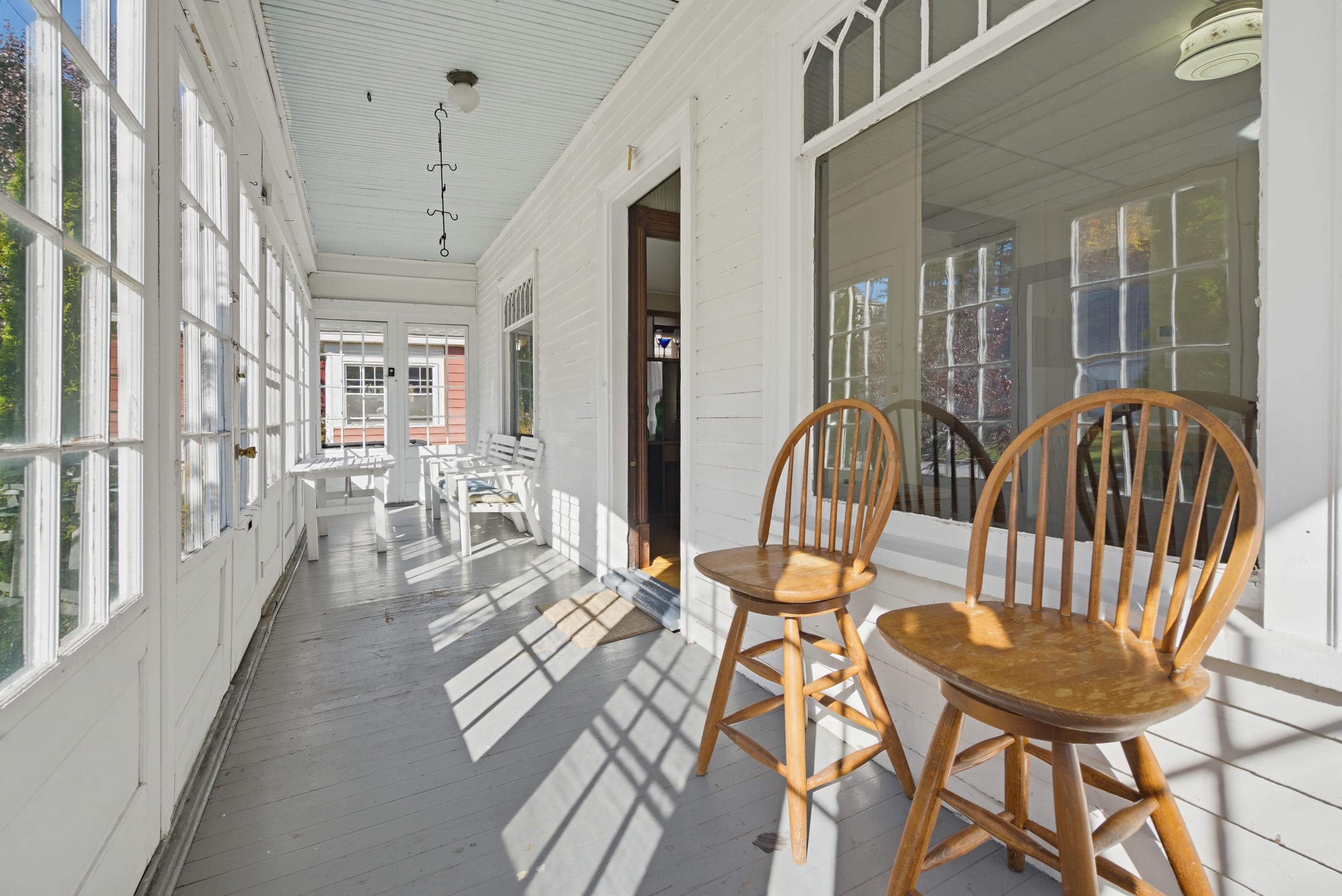 435 Varney Street