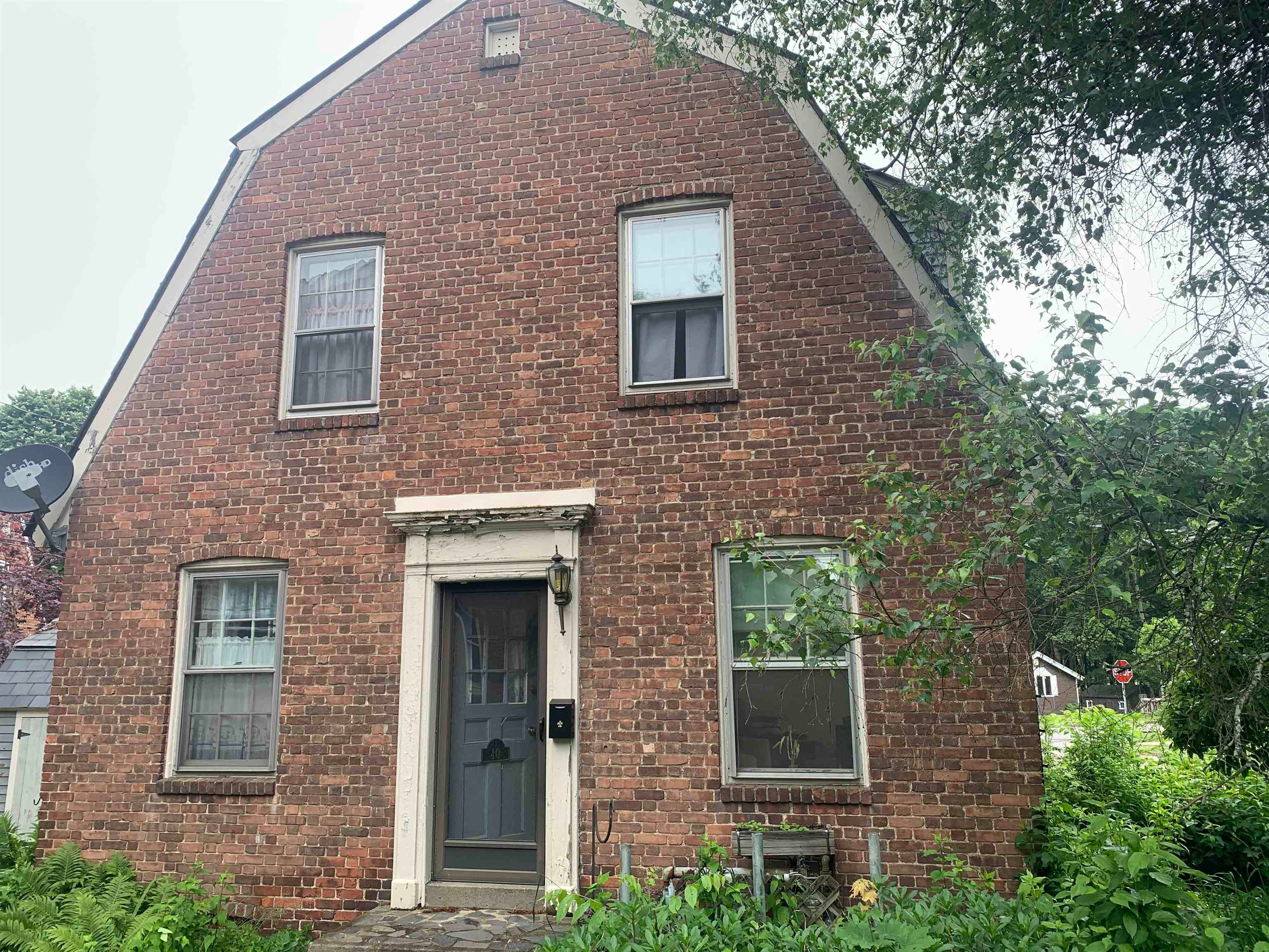 40 Porpoise Way