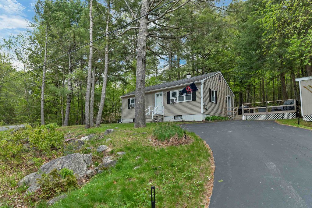 Photo of 13 Aspen Drive, Tuftonboro, NH 03816 (MLS # 5090156)