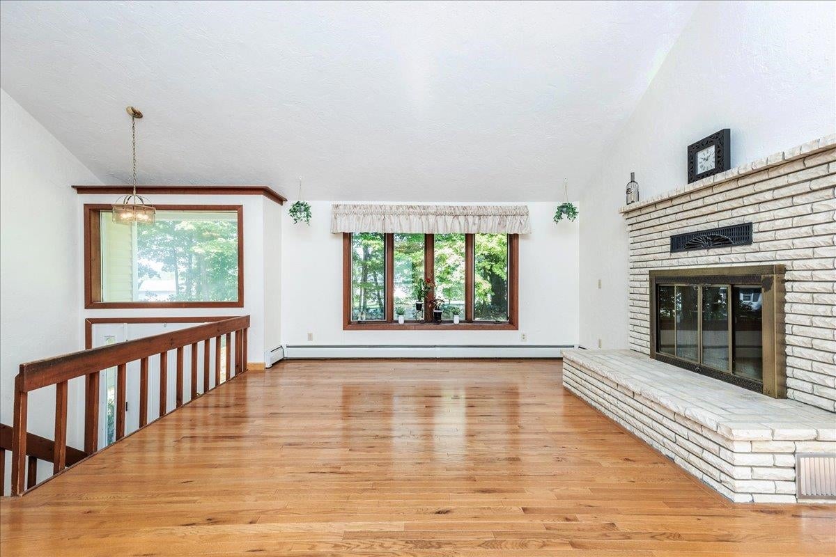 69 Peaslee Road