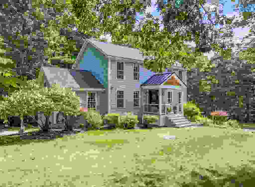 Photo of 15 Hills Road, Hooksett, NH 03106 (MLS # 5104559)