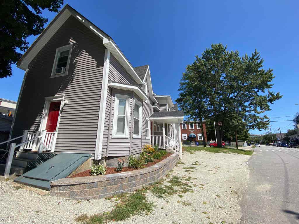 Photo of 77 Ferry Street #1W, Manchester, NH 03103 (MLS # 5104878)