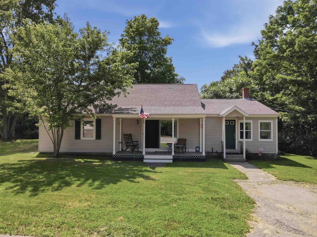 Photo of 15 School Street, Greenville, NH 03048 (MLS # 5104201)