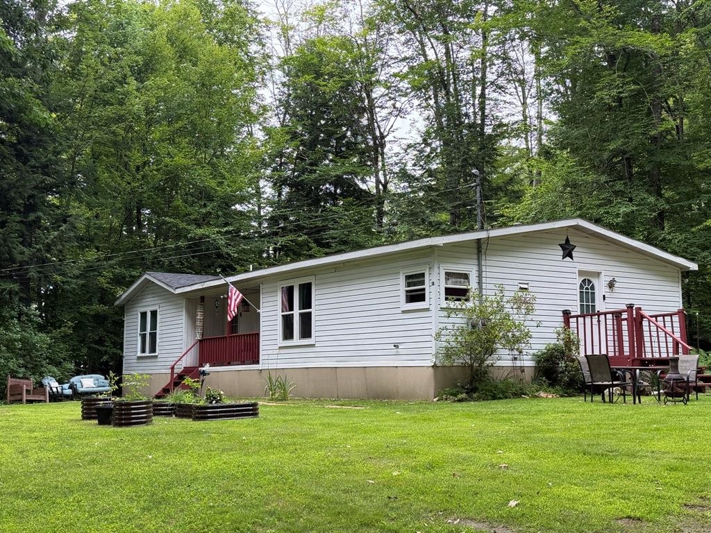 18 Algonquin Road