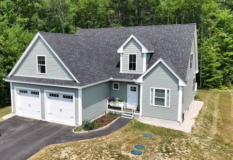 Photo of 21 Freedom Drive #13, Rochester, NH 03867 (MLS # 5100313)