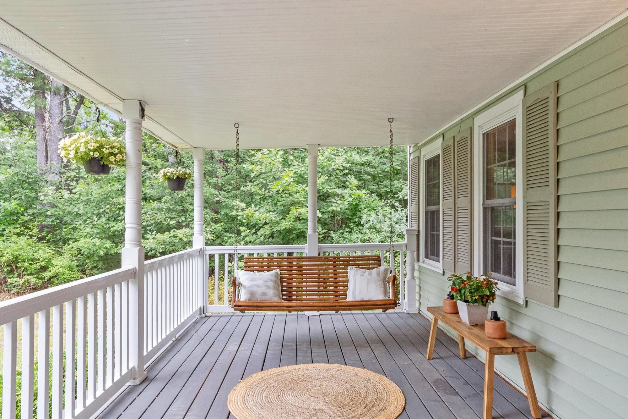 12 King Henry Drive