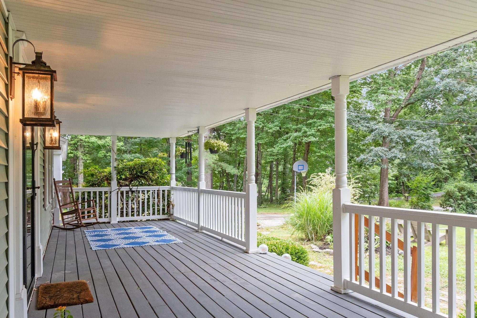 12 King Henry Drive