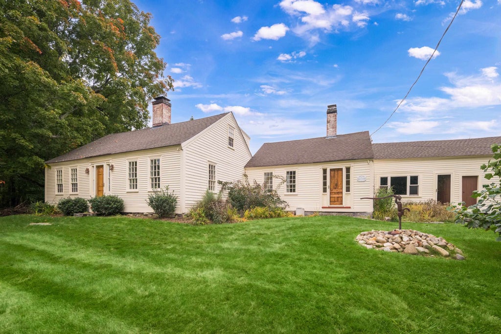 Photo of 376 Ridge Road, Northwood, NH 03261 (MLS # 5113298)