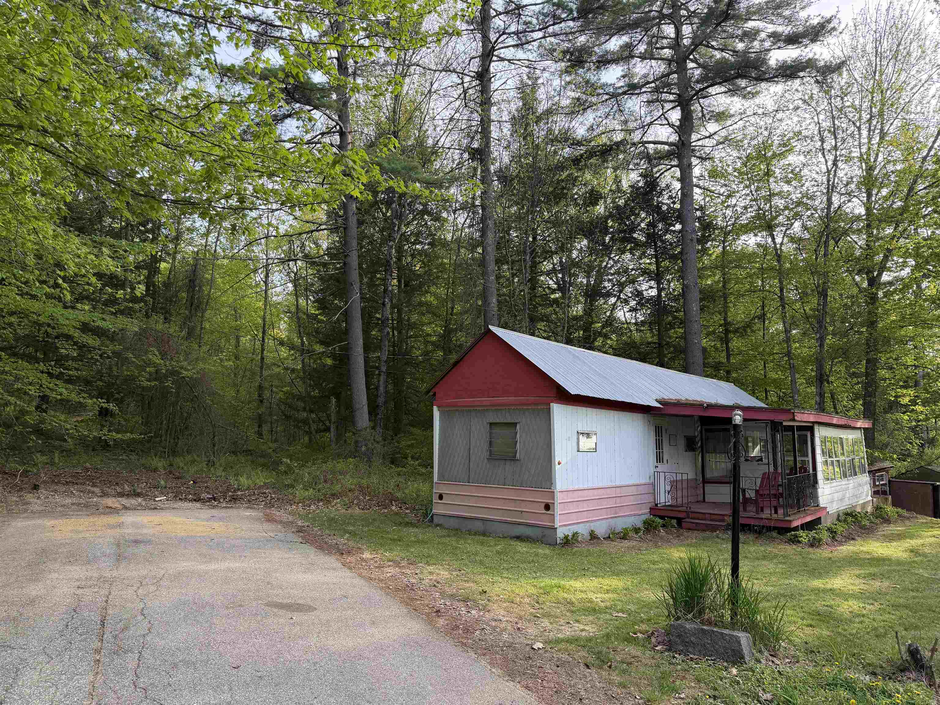 21 Hollow Lane