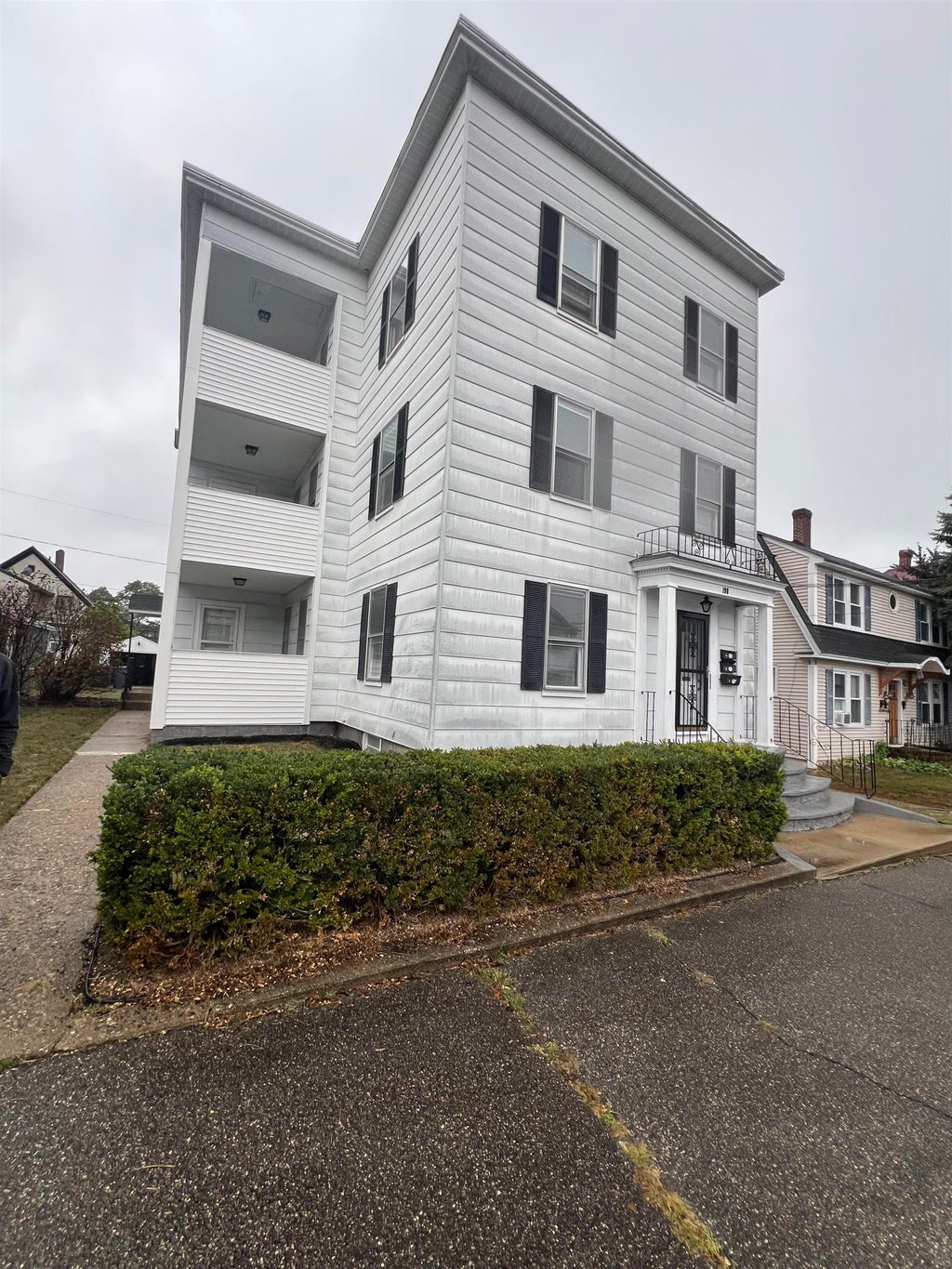 Photo of 198 Alsace Street #2, Manchester, NH 03102 (MLS # 5111239)