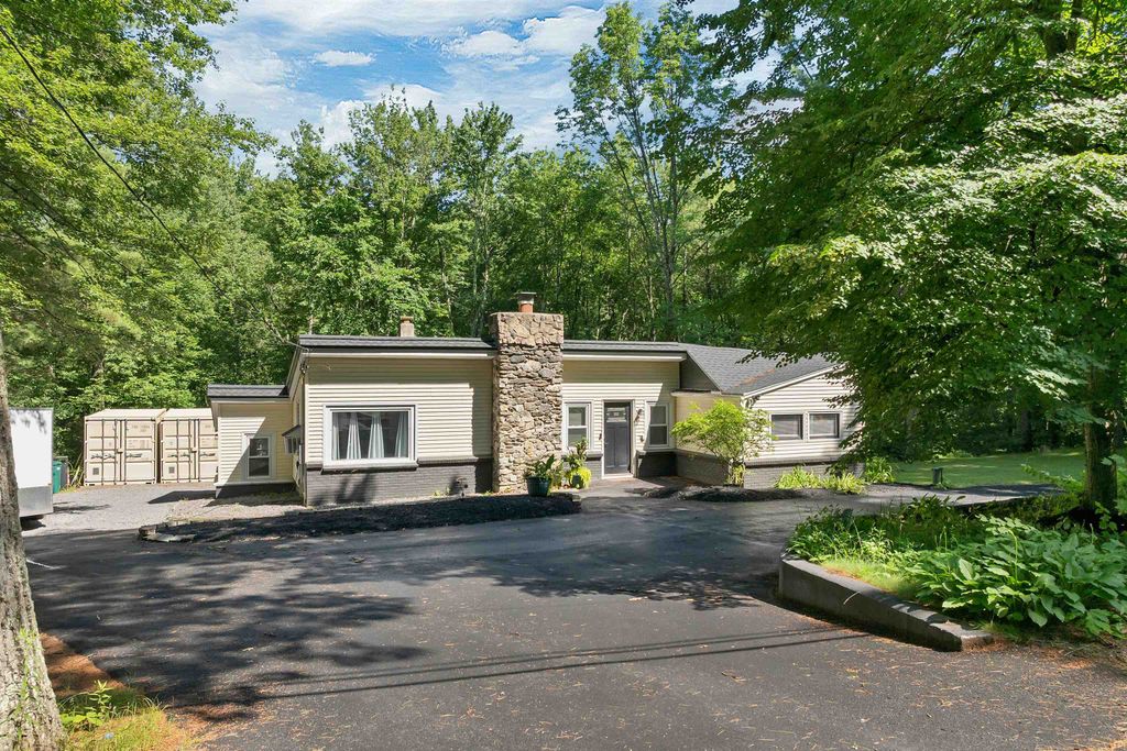 Photo of 31 Ministerial Road, Windham, NH 03087 (MLS # 5097320)