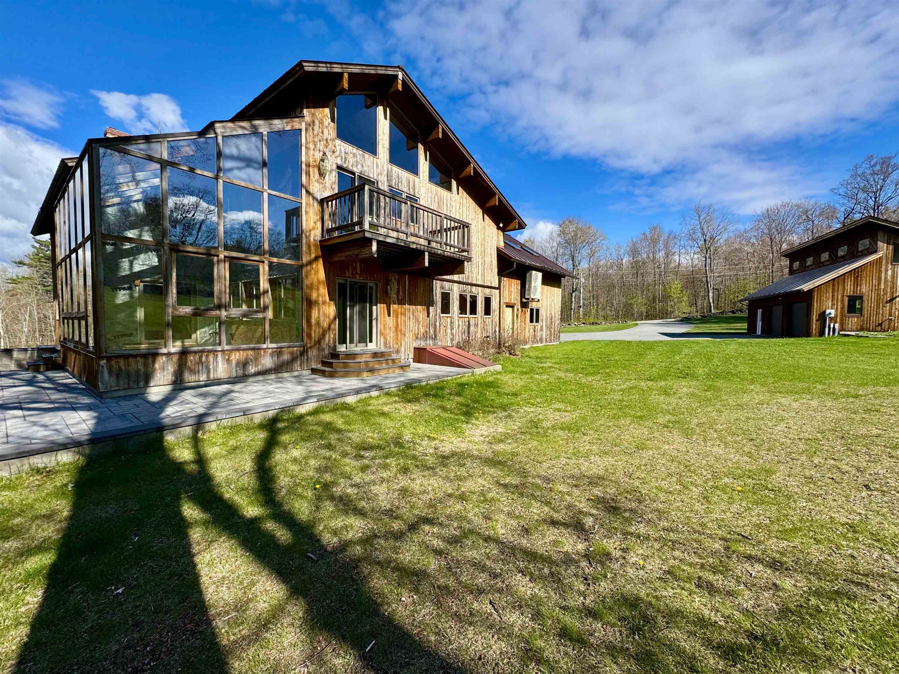 104 Upper Stonehouse Mountain Road